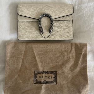 Gucci Dionysus super mini bag